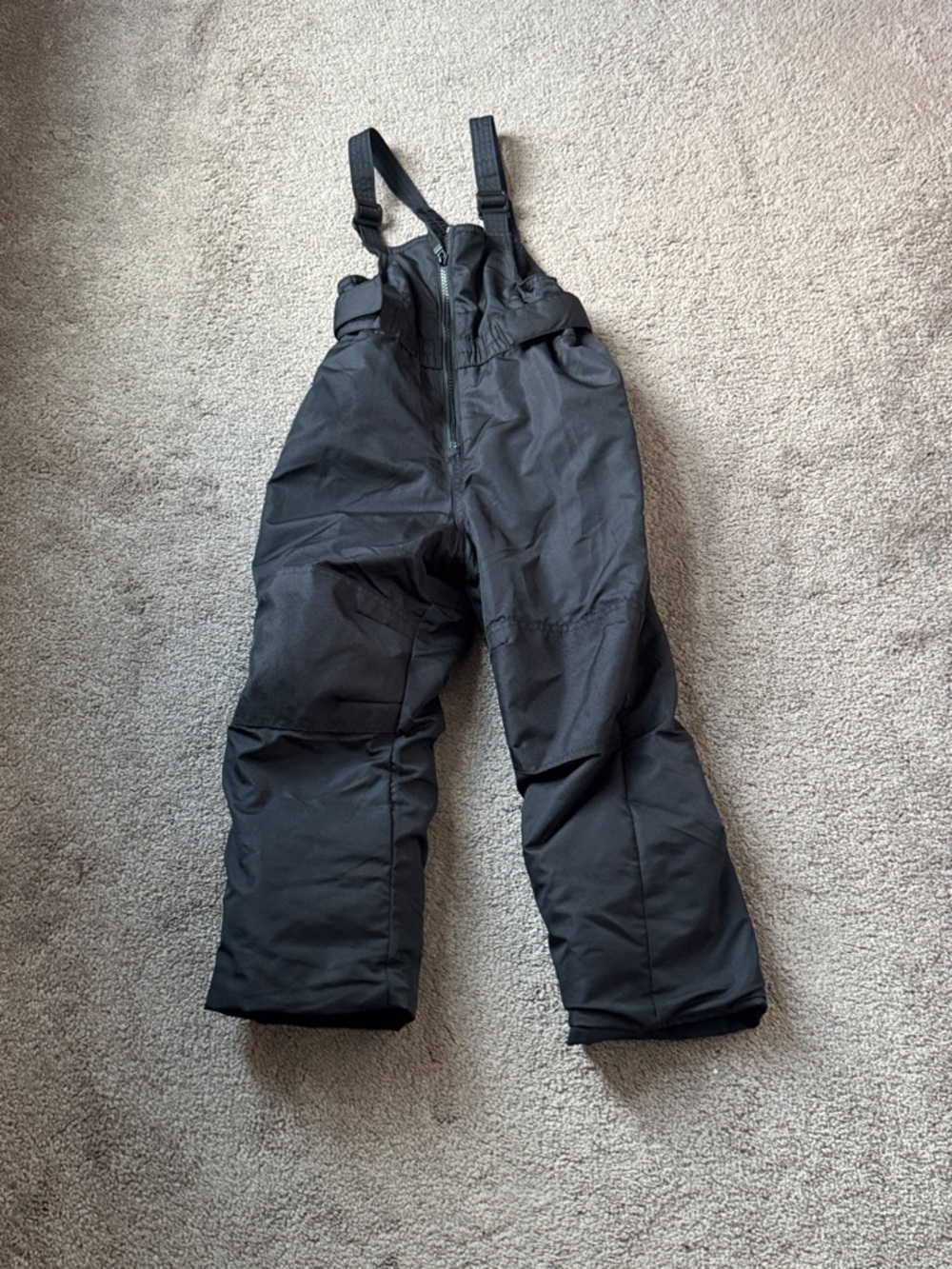 Cat & Jack Black Snow Bib Overalls Insulated Ski Pants SIZE 5T